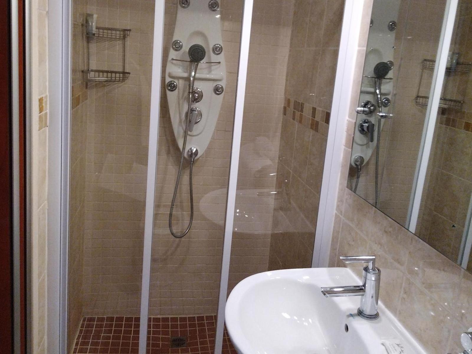 Queen'S Place Johannesburg Bilik gambar